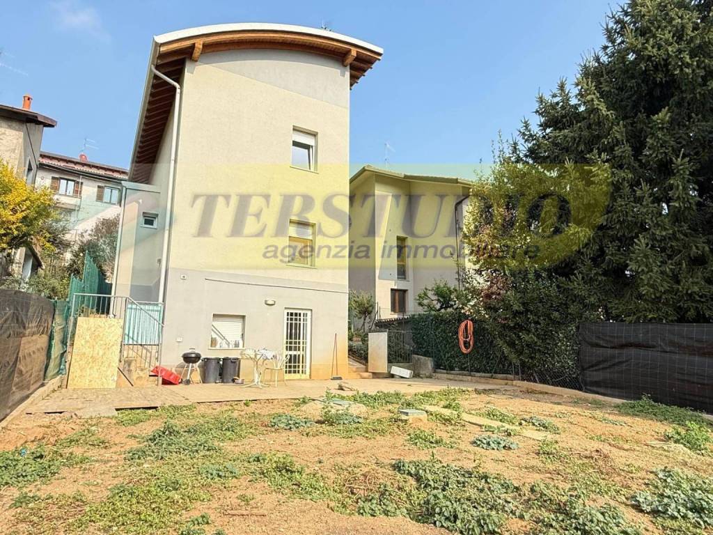 Villa a Almenno san bartolomeo in Via Eugenio Montale - Foto 3