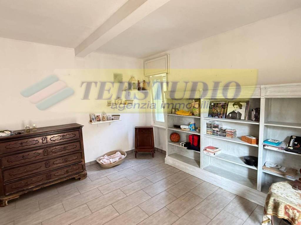 Villa a Almenno san bartolomeo in Via Eugenio Montale - Foto 5