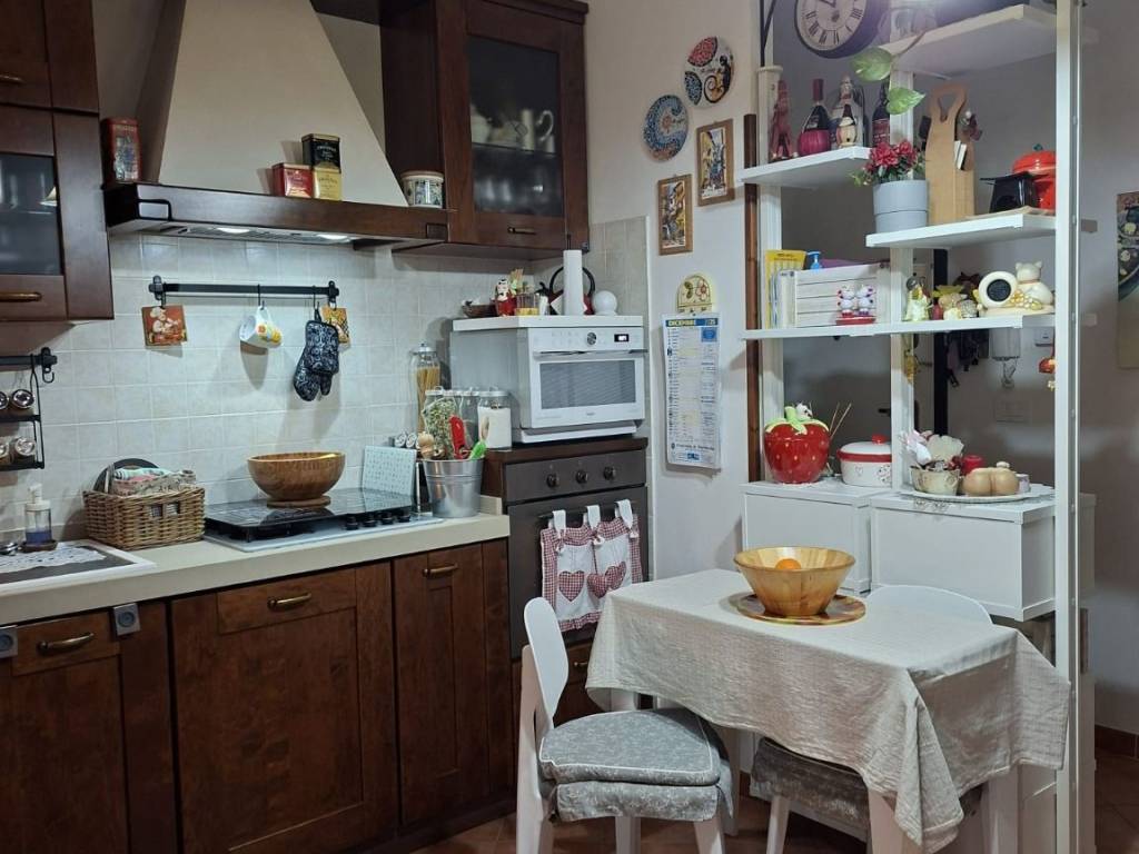Appartamento a Collesalvetti in Via Galileo Galilei - Foto 4
