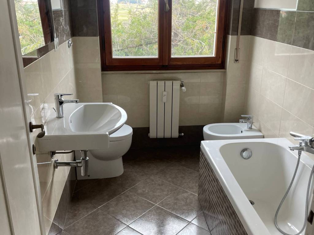 Appartamento a Livorno in Viale di Antignano - Foto 5