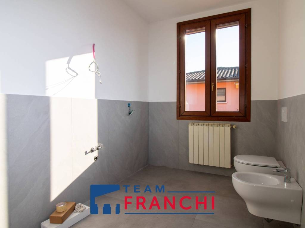 Appartamento a Verolanuova in Via Ramiro Rampinelli, 12 - Foto 5