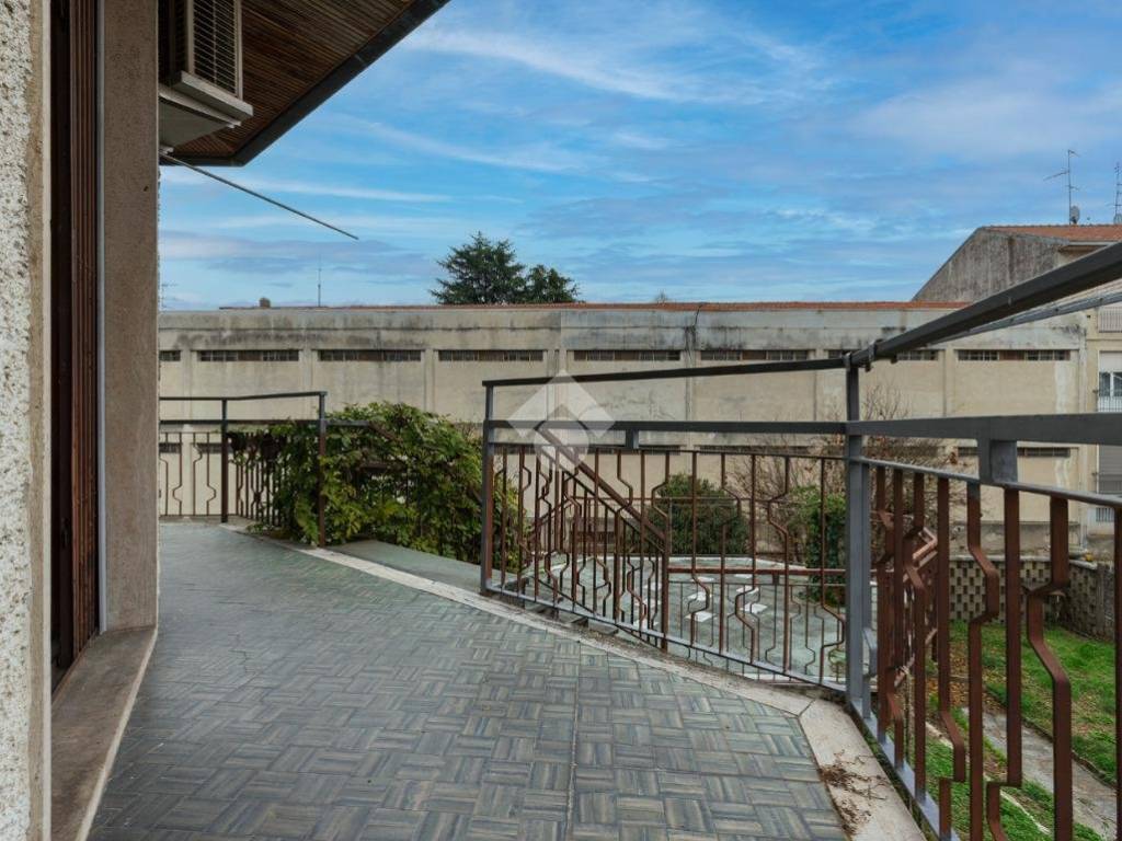 Villa a Gorla minore in Via Arno, 14 - Foto 4