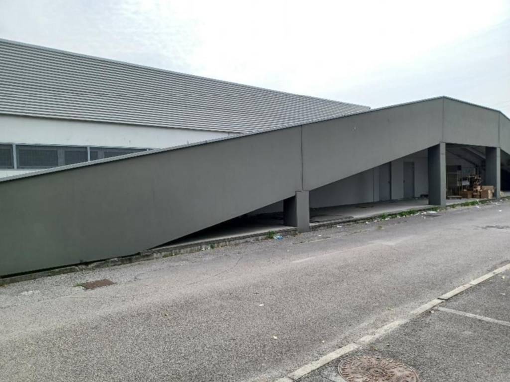 Immobile a Tavagnacco in Via Nazionale, 130, 33010 Reana del Rojale UD, Italia - Foto 2