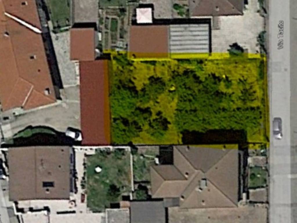 Terreno a Trecate in Via Tacito, 8 - Foto 2