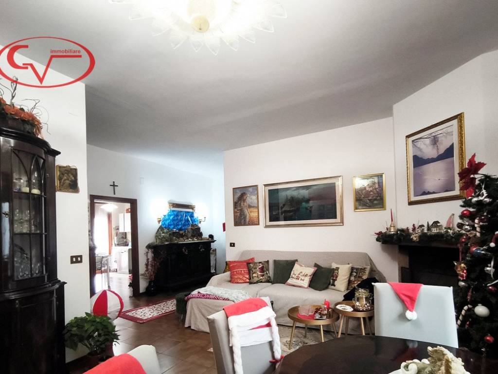 Appartamento a Castelfranco piandisco in Via Alcide De Gasperi - Foto 4