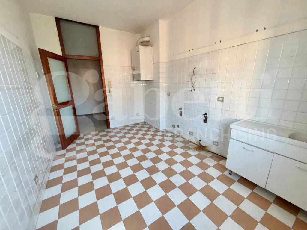 Appartamento a Salsomaggiore terme in Viale Porro, 27 - Foto 4