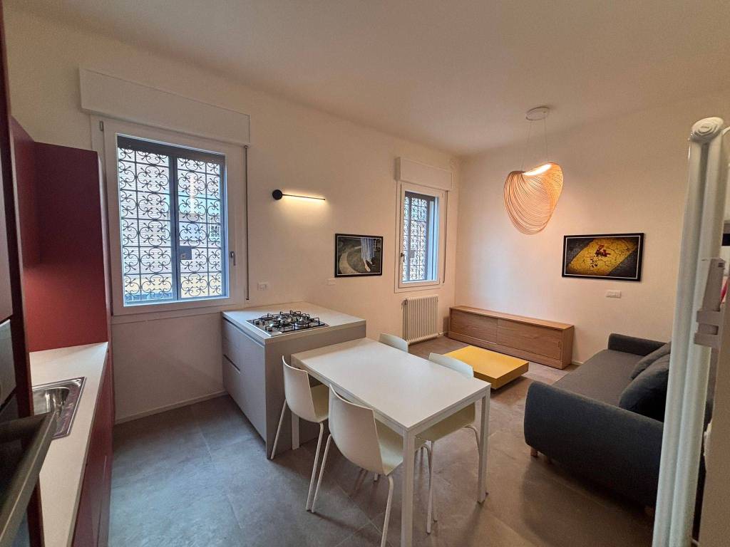 Appartamento a Bologna in Via Nino Bertocchi - Foto 3
