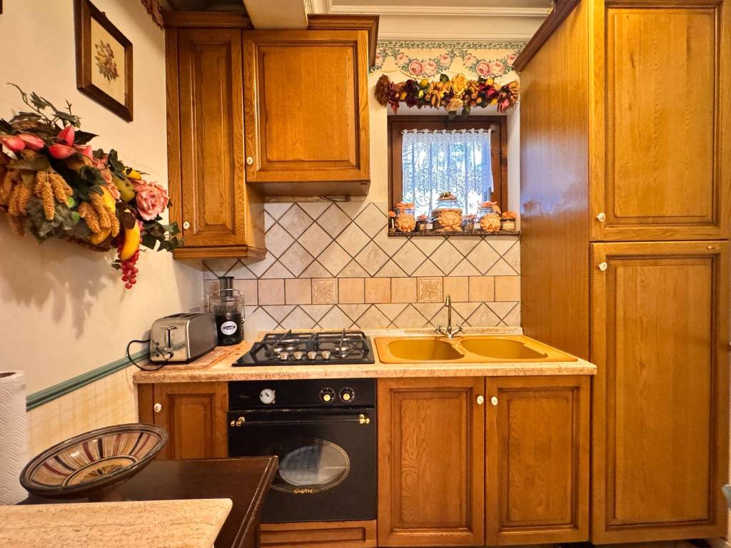 Villa a Genzano di roma in Via Giovanni Fattori, 17 - Foto 4