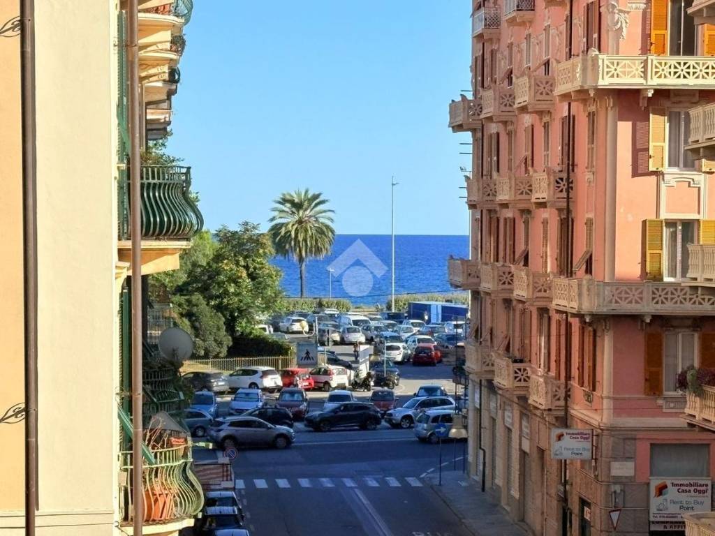 Appartamento a Savona in Via XX Settembre, 25 - Foto 2