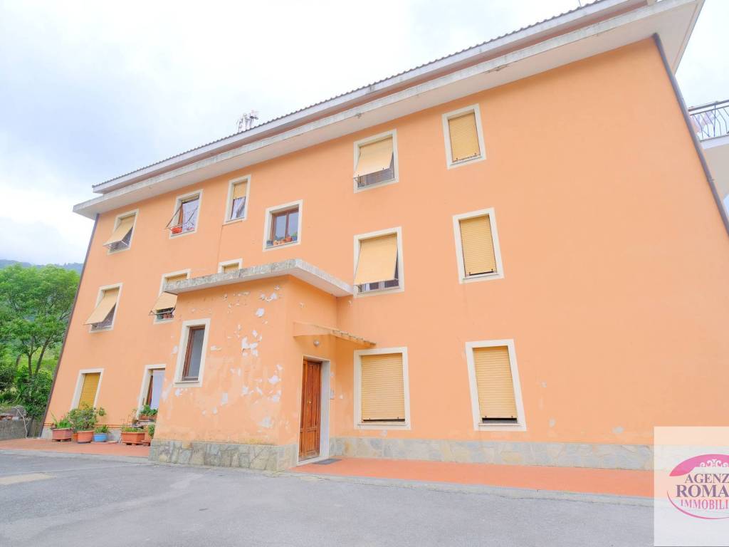 Appartamento a Varazze in Via Pero, 156 - Foto 2