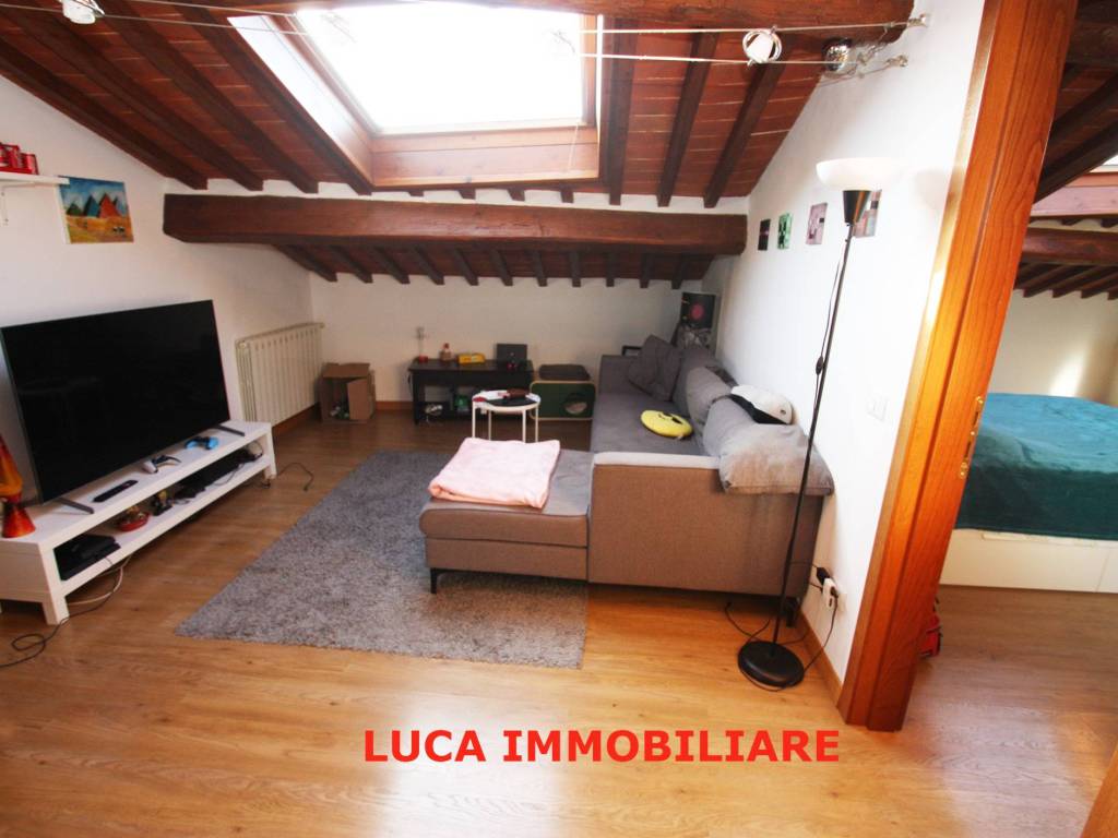 Appartamento a Buggiano in Via Camillo Benso di Cavour, 11 - Foto 2
