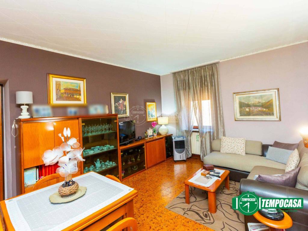 Appartamento a Magnago in Via Guglielmo Marconi 9/A - Foto 2