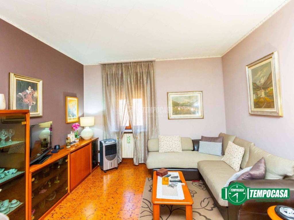 Appartamento a Magnago in Via Guglielmo Marconi 9/A - Foto 3