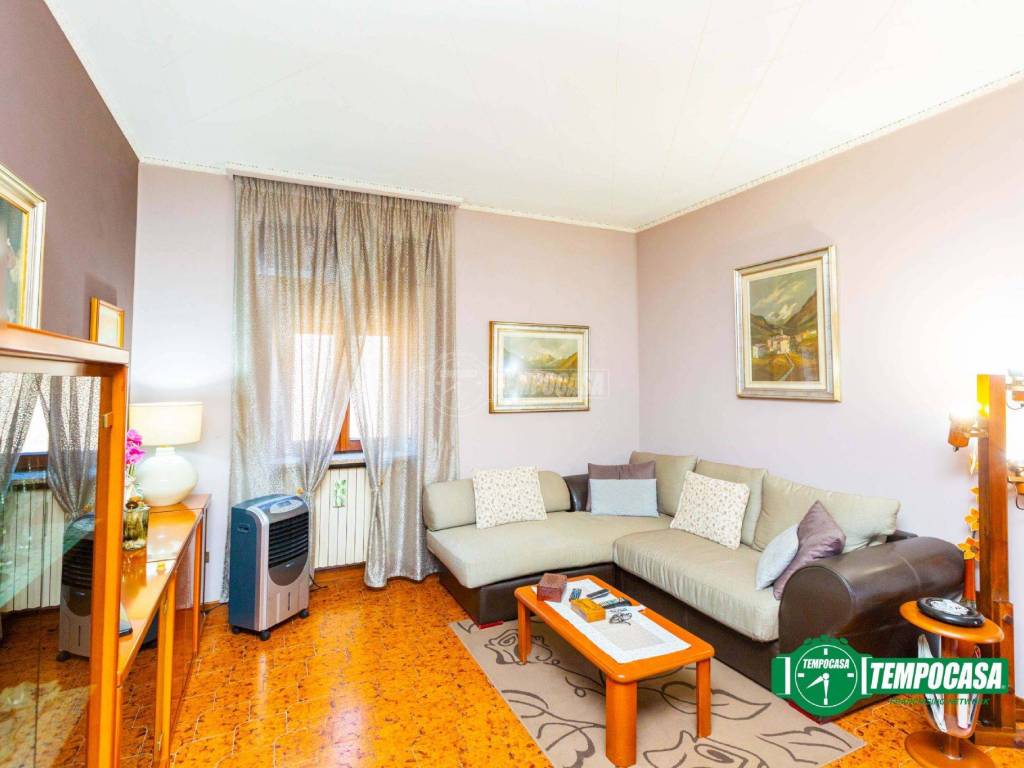 Appartamento a Magnago in Via Guglielmo Marconi 9/A - Foto 4