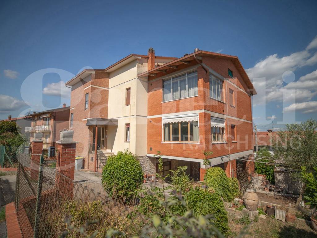 Appartamento a Perugia in Strada dei Conservoni, 5d - Foto 2