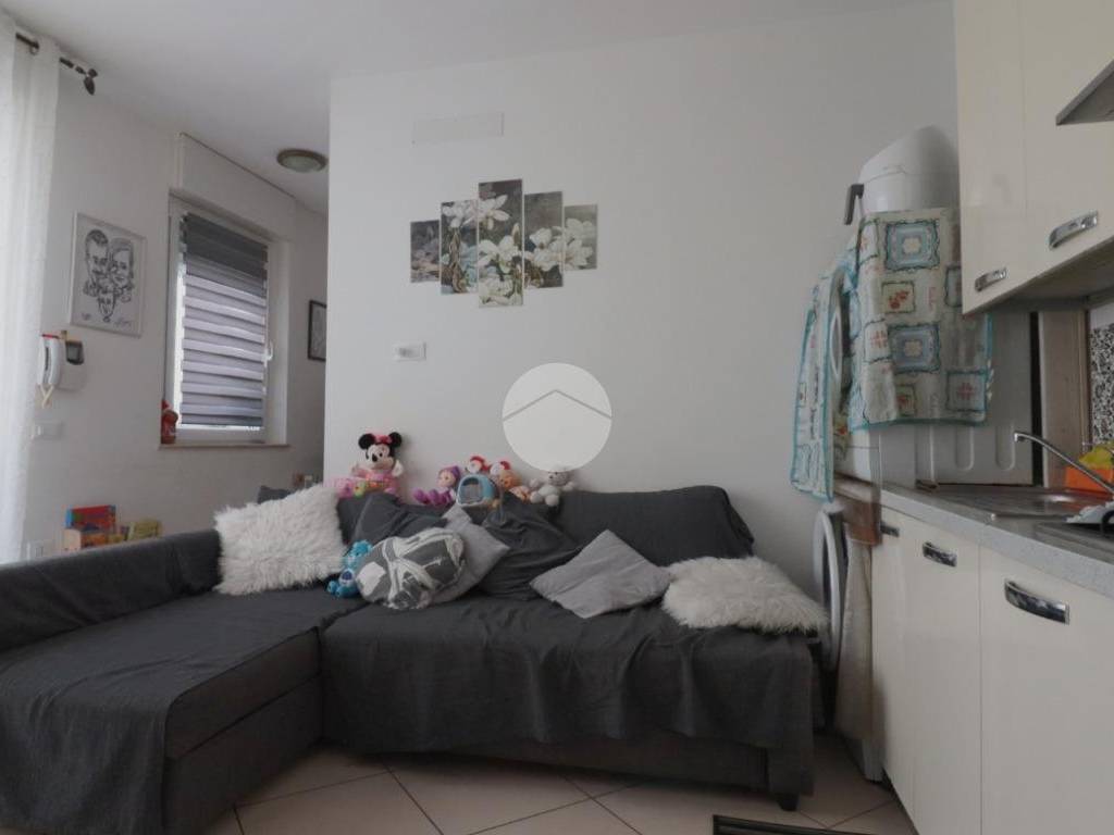 Casa indipendente a Grottammare in VIA GRAMSCI - Foto 3