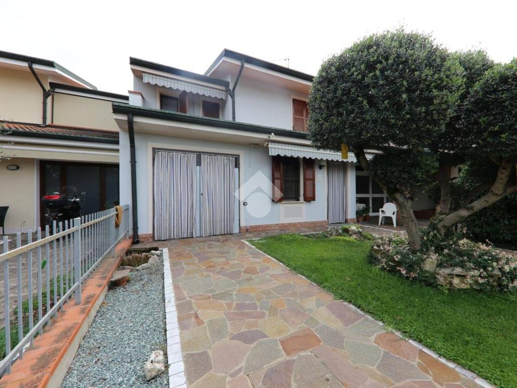 Villetta a schiera a Marmirolo in Via Unione Europea, 22 - Foto 3