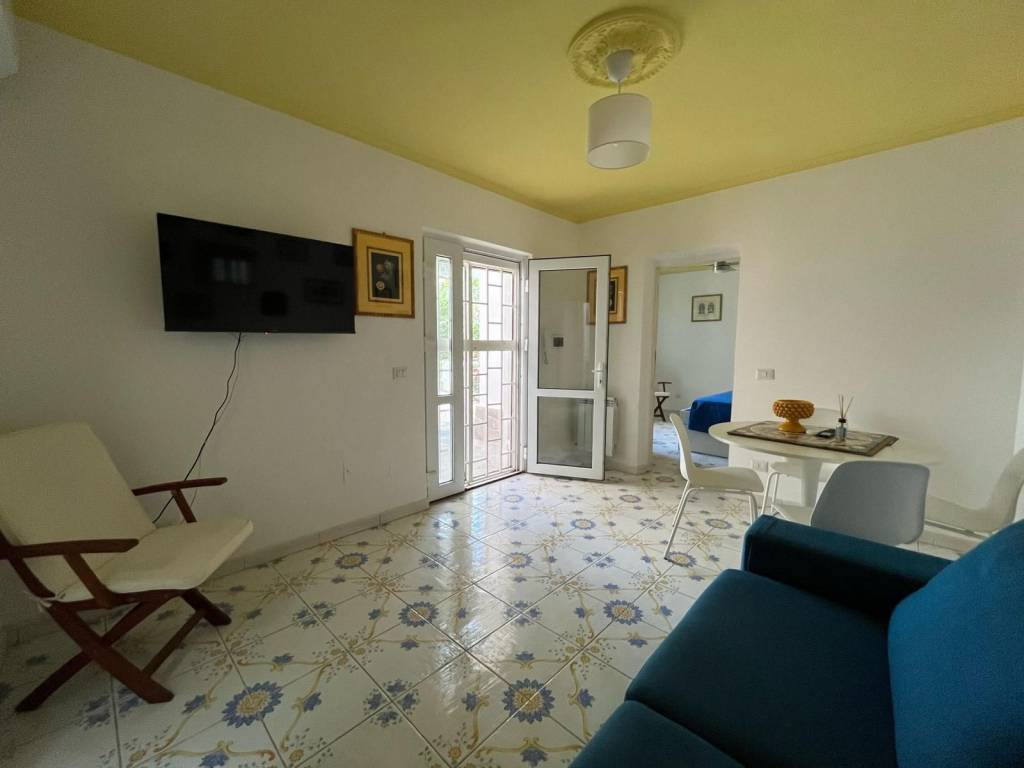 Appartamento a Fiumicino in Via San Menaio - Foto 2