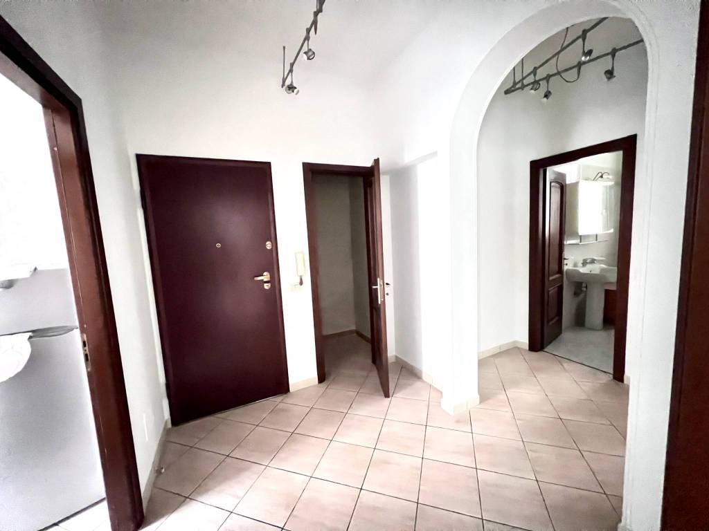 Appartamento a Alba in Via Massimo d'Azeglio, 16 - Foto 2