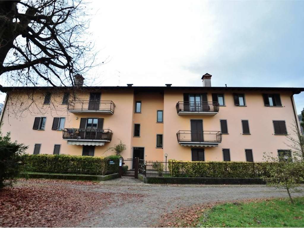Appartamento a Clusone in Via Michelangelo da Caravaggio, 9 - Foto 5