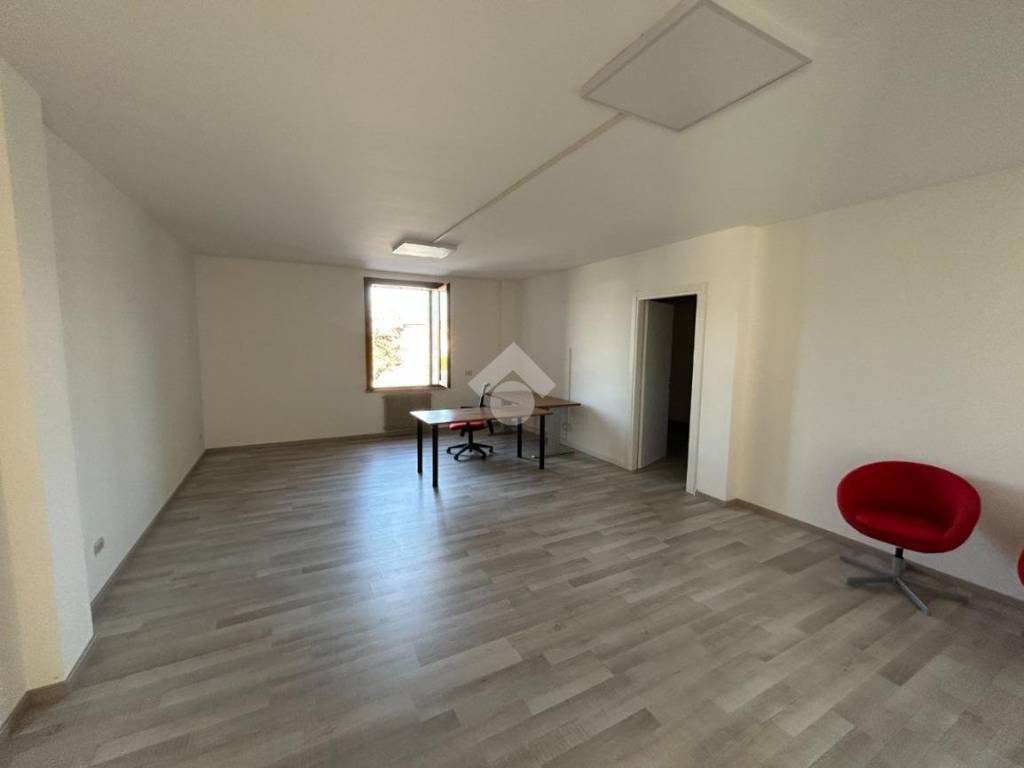 Immobile a Volpago del montello in Via Schiavonesca Nuova, 1 - Foto 4