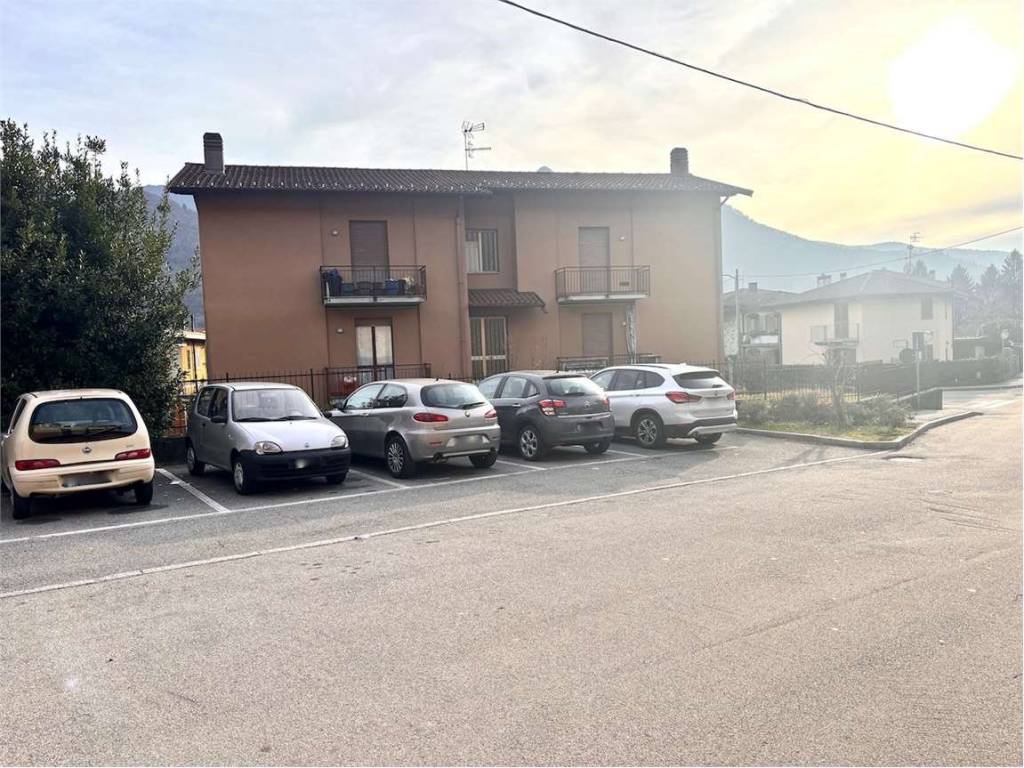 Appartamento a Cuveglio in via milano, 8 - Foto 3