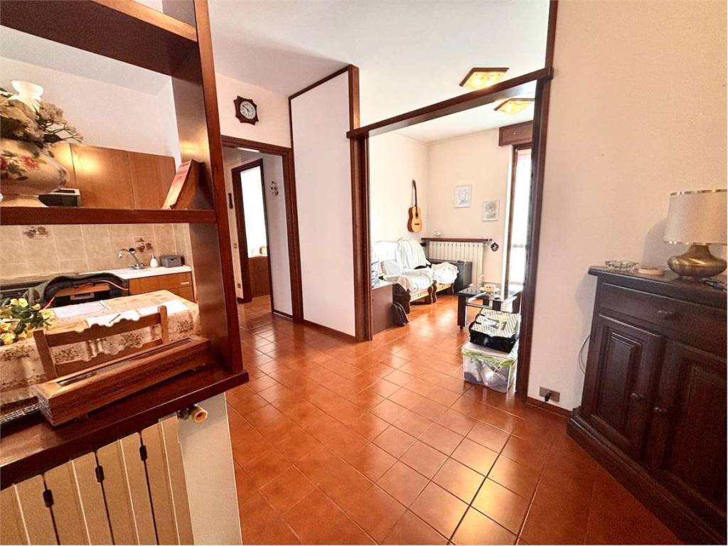Appartamento a Cuveglio in via milano, 8 - Foto 5