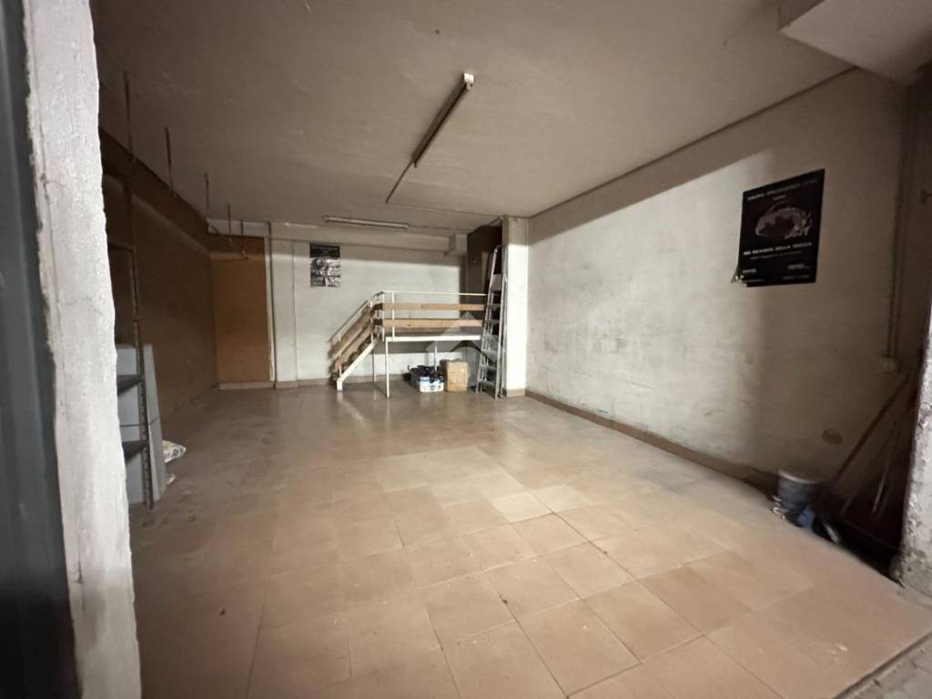 Box / garage a Narni in Via della Vignola, 1 - Foto 5