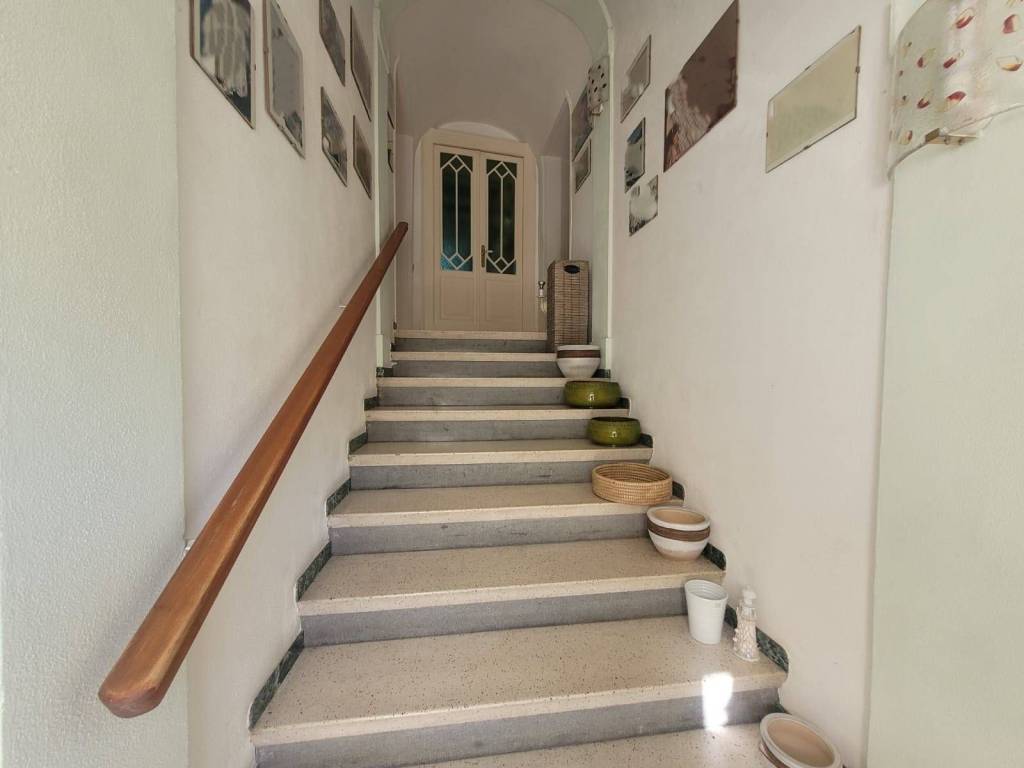 Casa indipendente a Collecorvino in Via Giuseppe Garibaldi - Foto 2