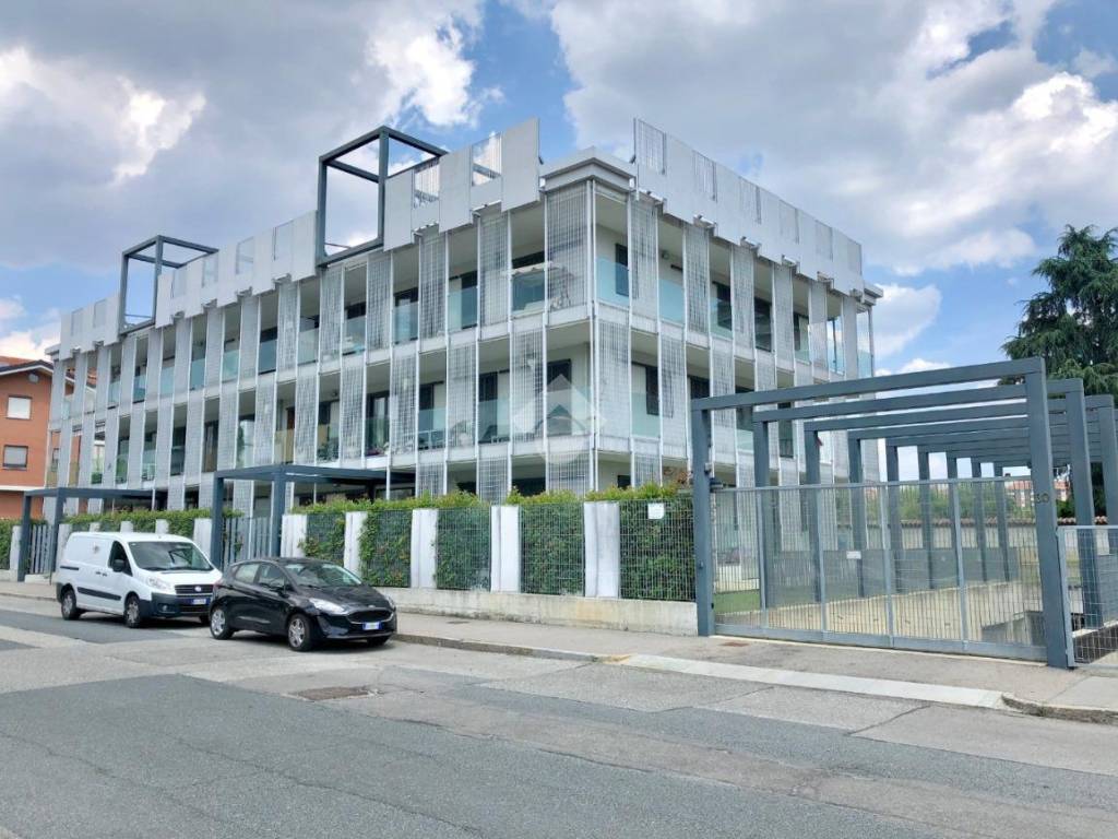 Box / garage a Grugliasco in Via Volta, 30 - Foto 2