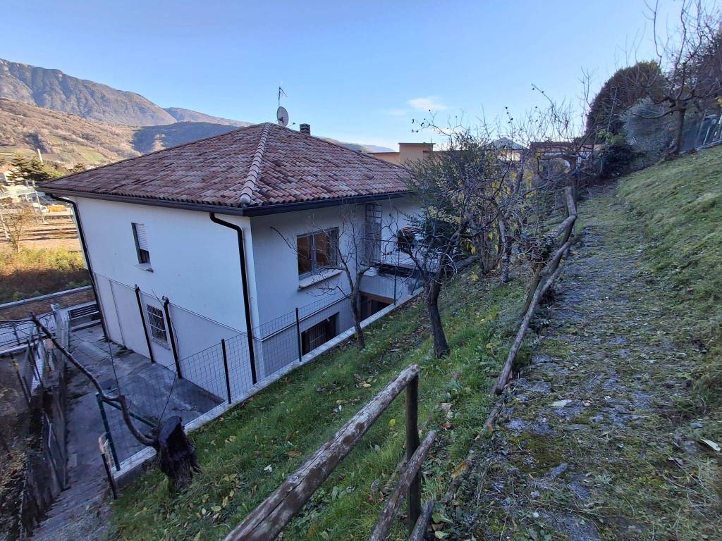 Villa a Vittorio veneto in Via San Gottardo, 79 - Foto 3