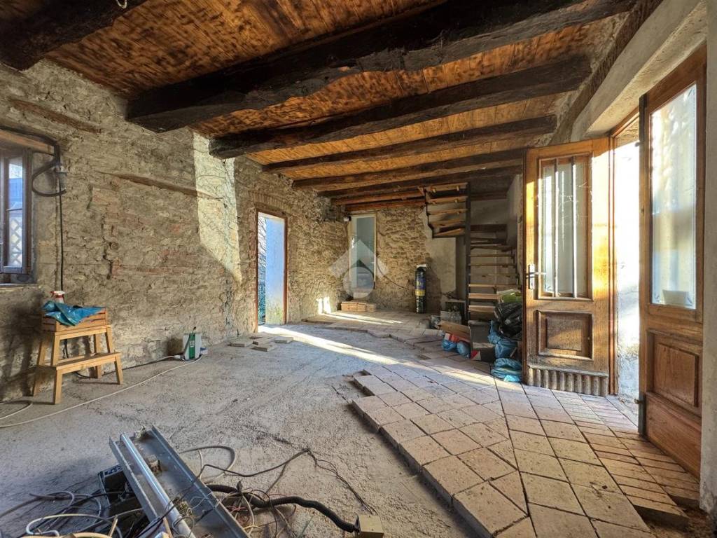 Rustico / casale a Tarzo in Via Fontane, 28 - Foto 3