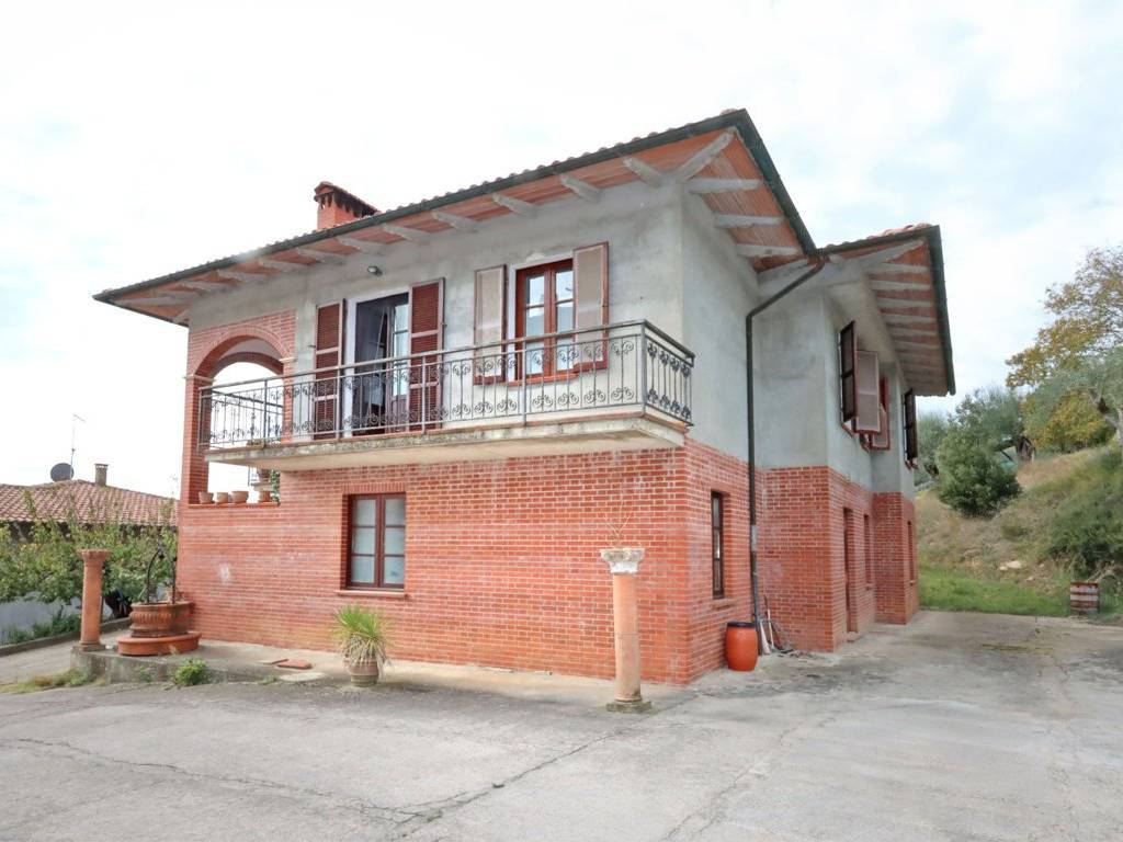 Villa a Trequanda in Viale della Libertà - Foto 3