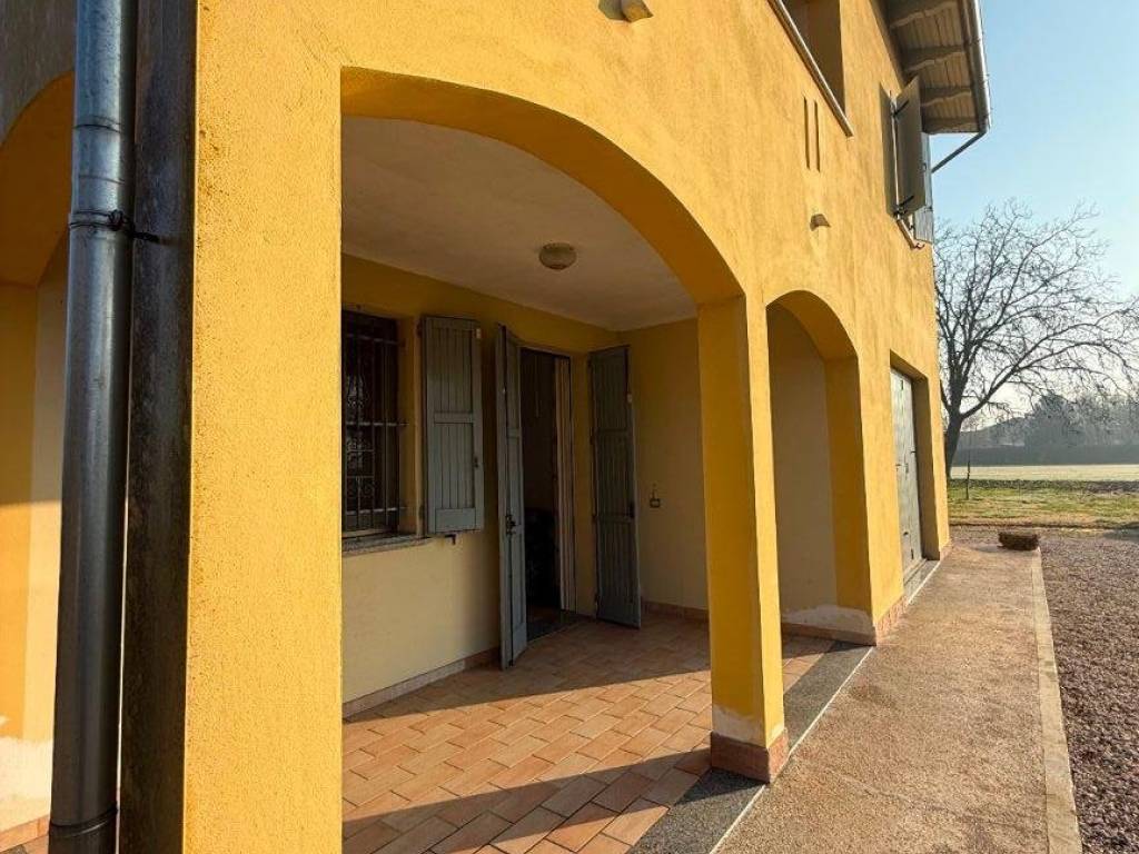 Villa a San felice sul panaro in Via Getta, 684 - Foto 4