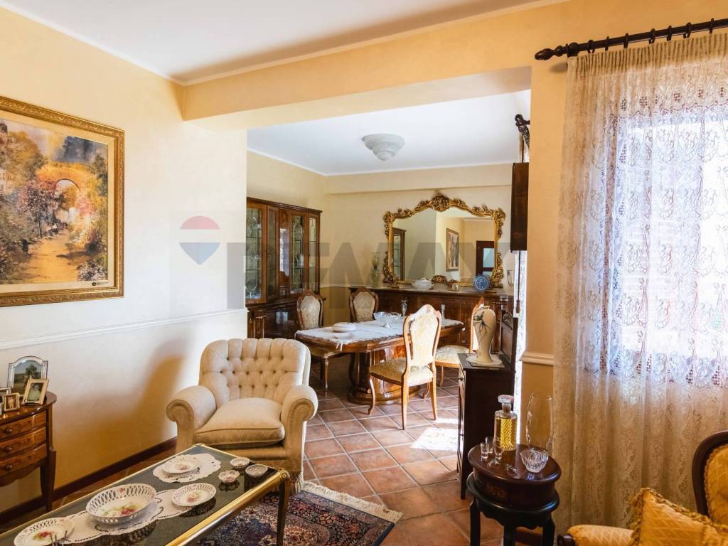 Casa indipendente a Belpasso - Foto 2