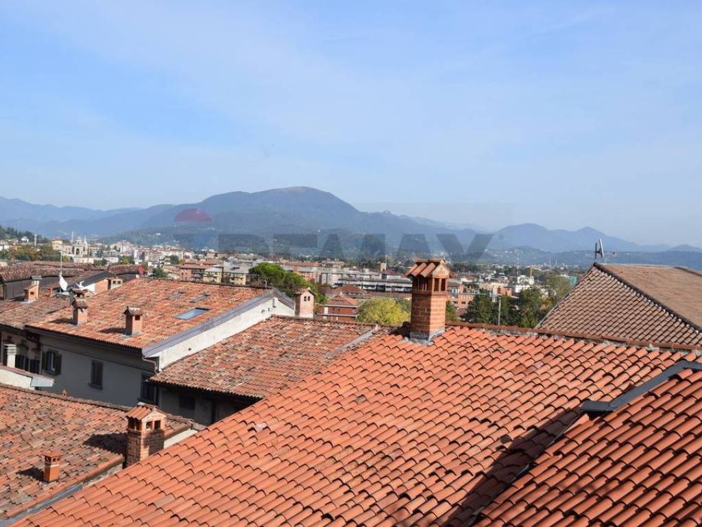 Appartamento a Bergamo in Via Pignolo, 99 - Foto 2