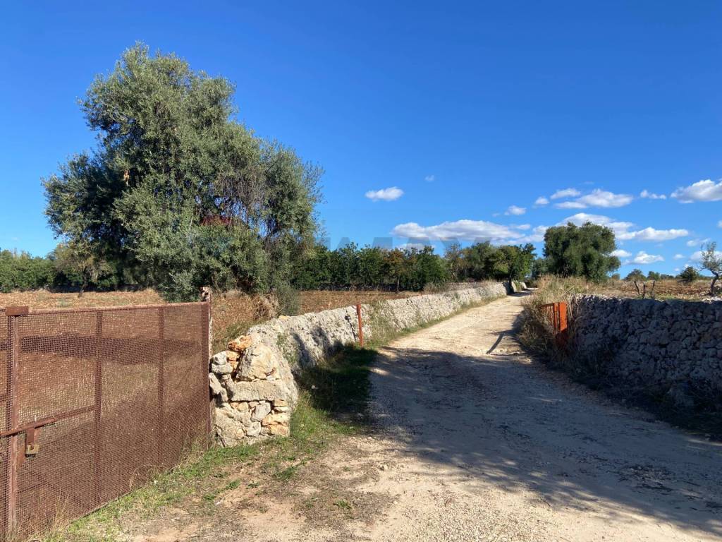 Terreno a Canicattini bagni in Strada Scala di Gemmazza - Foto 4