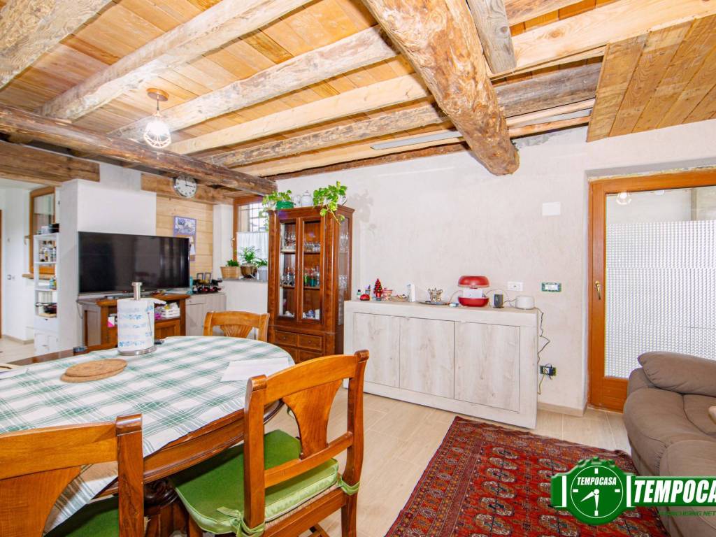 Casa indipendente a Cava manara in Via Carlo Marx - Foto 3