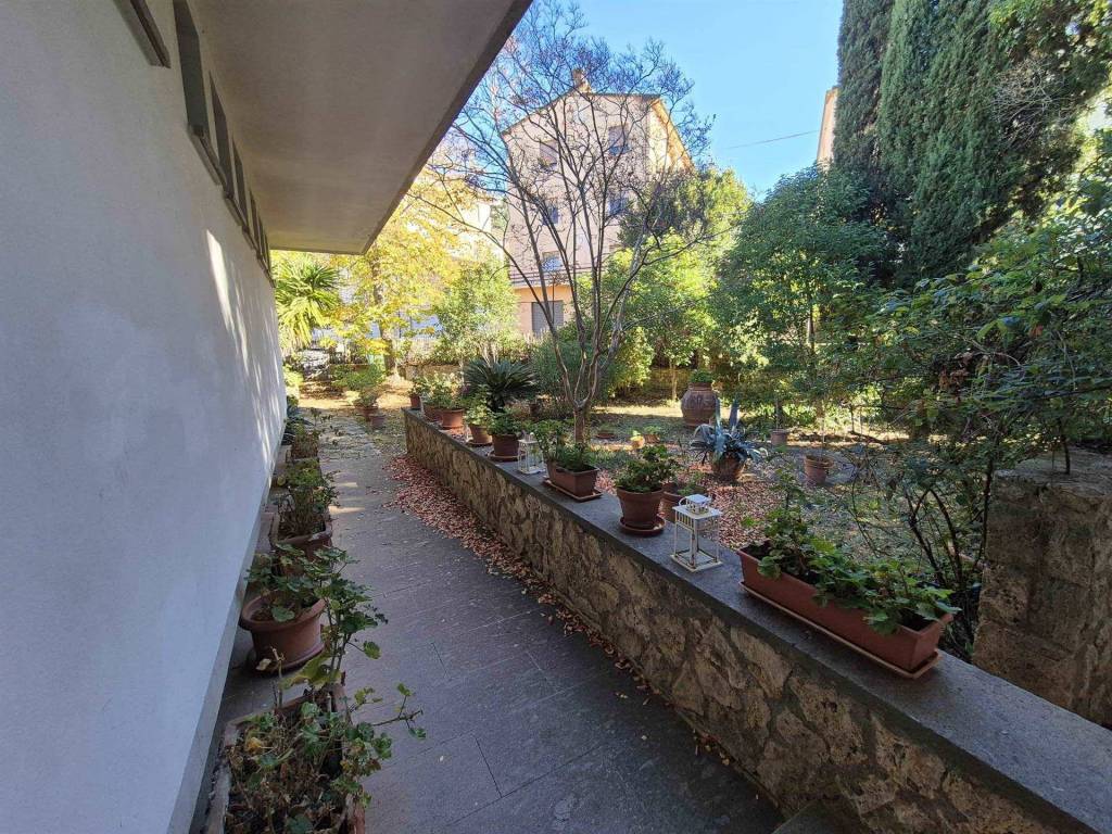 Appartamento a Massa marittima in via di Massa - Foto 4