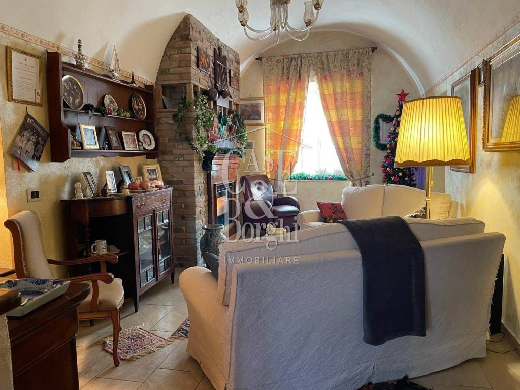Casa indipendente a Cornale e bastida in via Roma - Foto 4