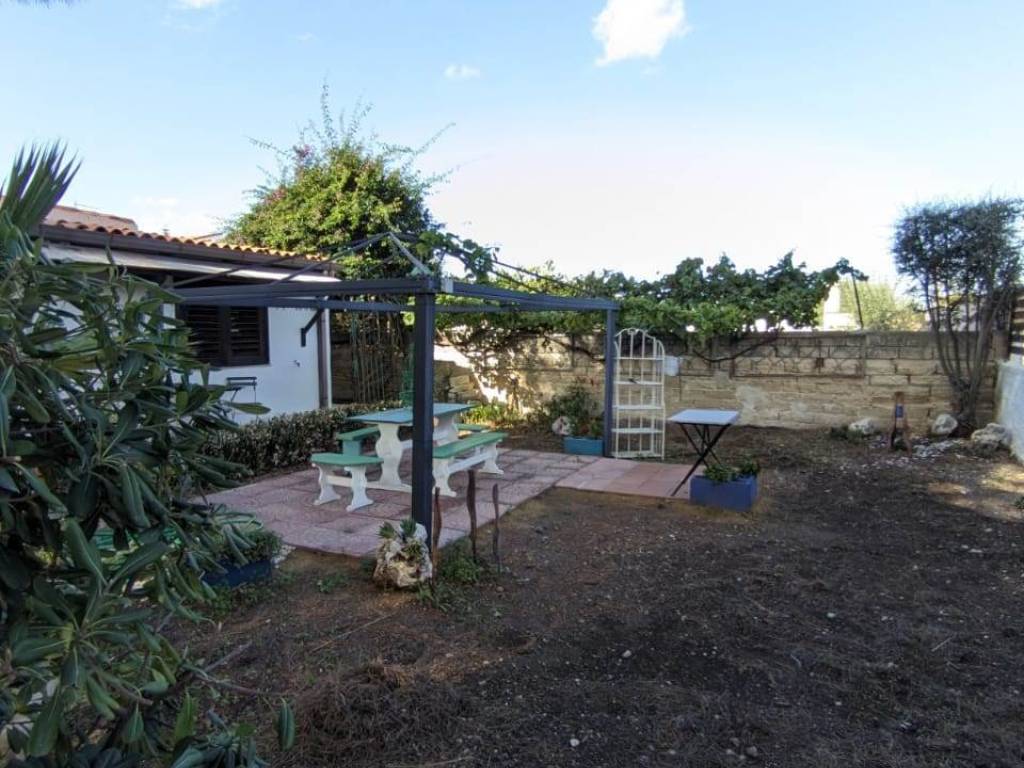 Villa a Siracusa in Via isole delle filippine - Foto 5