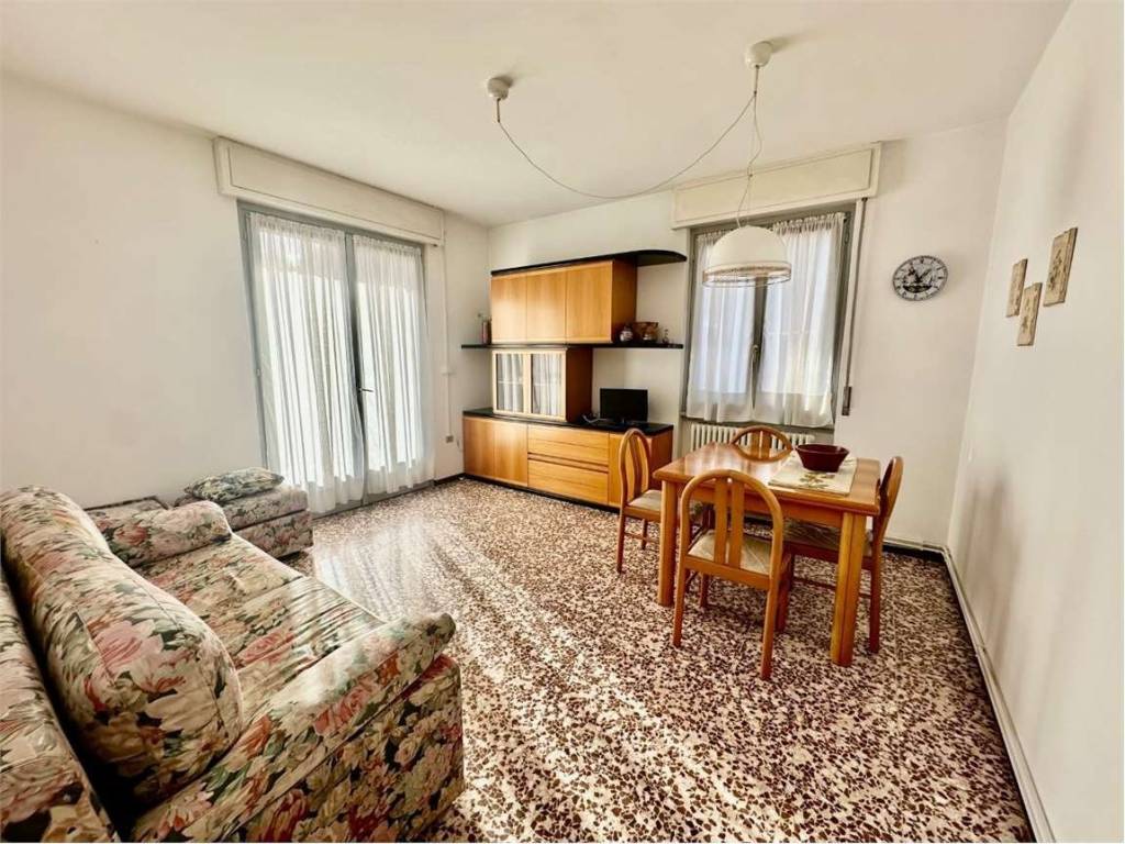 Appartamento a Introbio in via vittorio emanuele , 27 - Foto 3