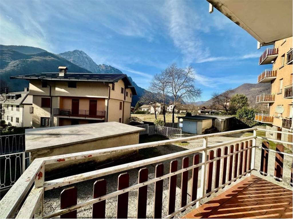 Appartamento a Introbio in via vittorio emanuele , 27 - Foto 5