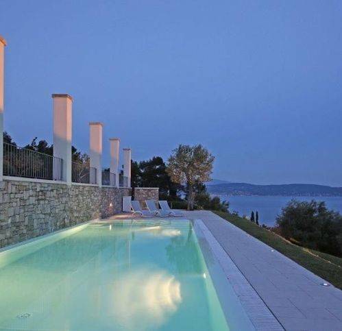 Villa a Gardone riviera in Gardone - Foto 4
