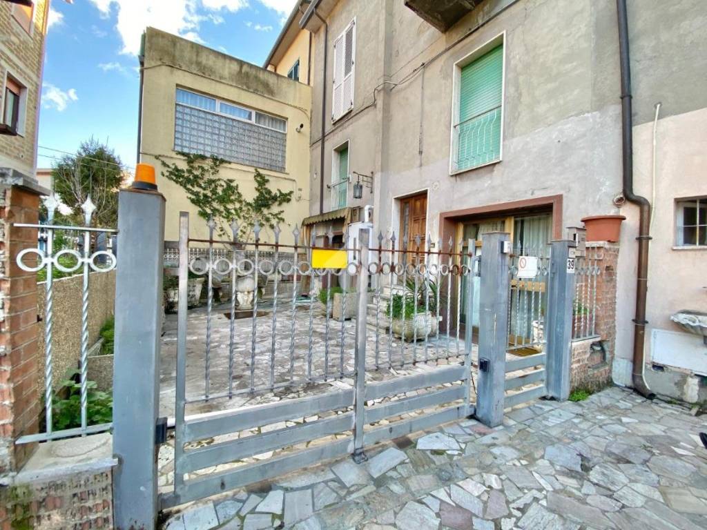 Casa indipendente a Assisi in Via alcide de gasperi, 39 - Foto 2