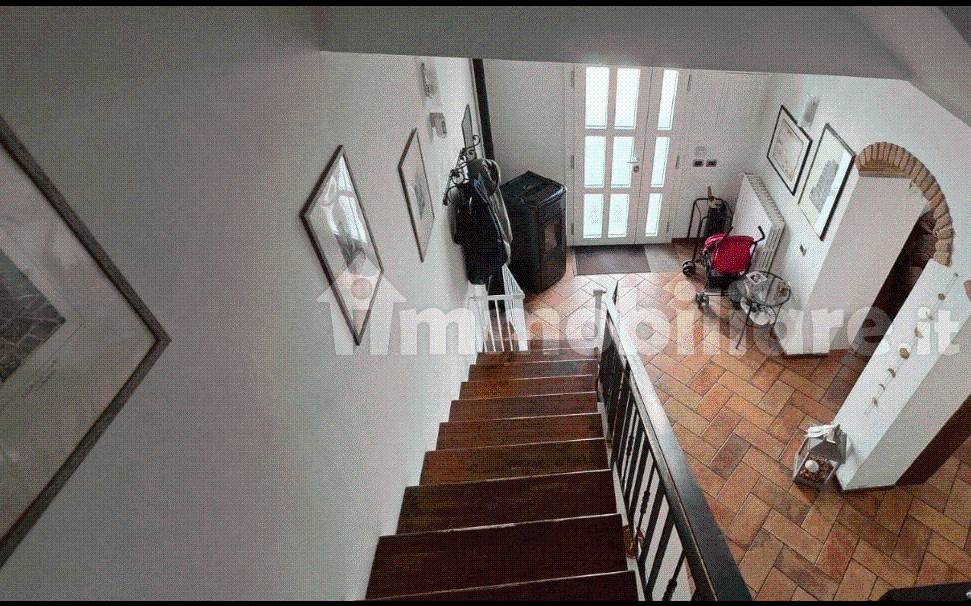 Casa indipendente a Prato in Via per Iolo - Foto 3