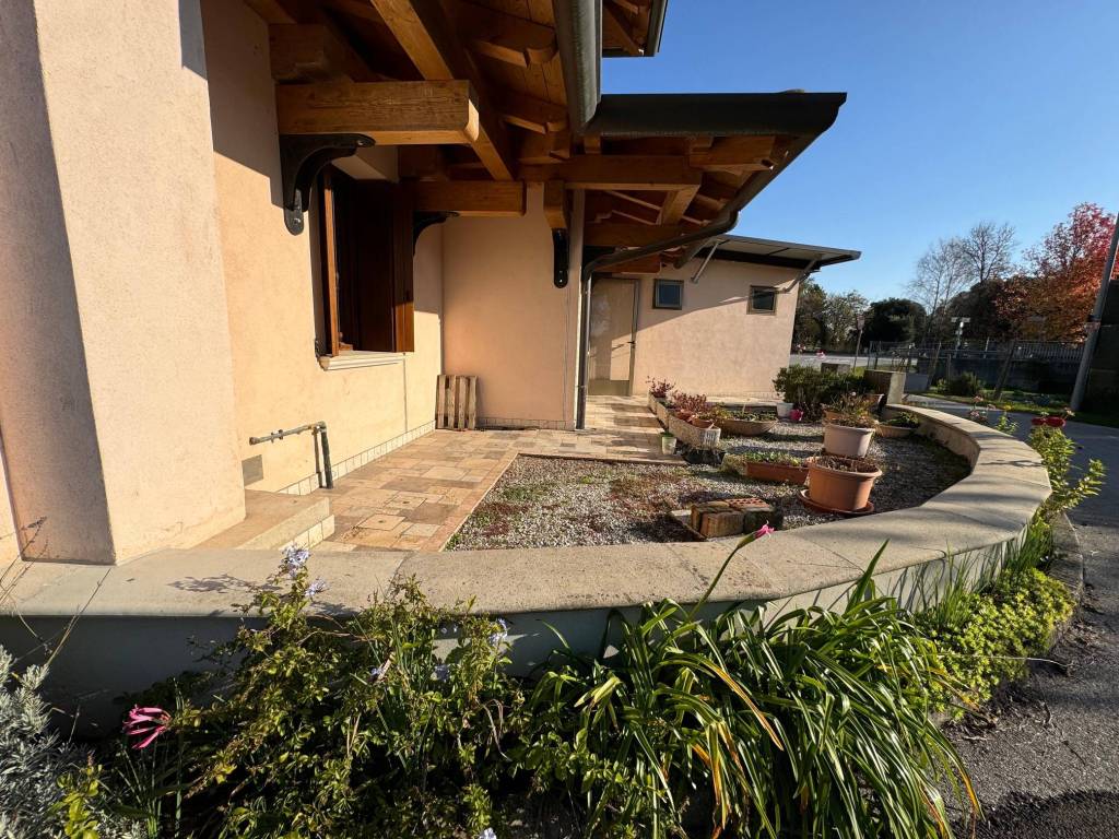 Villetta a schiera a Zoppola - Foto 2