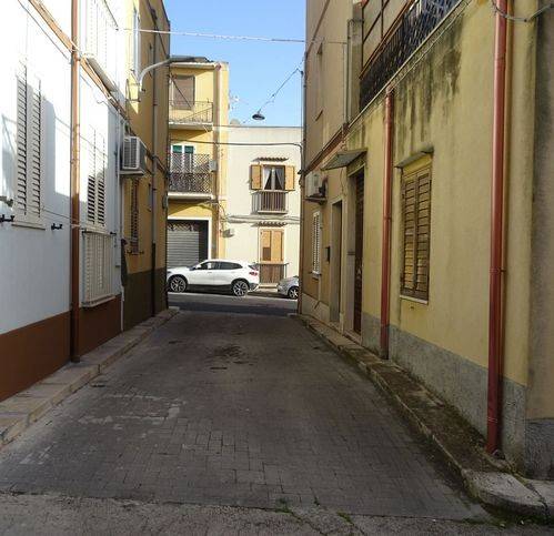Villa a Modica in Via Santorre Di Santarosa 11 - Foto 2