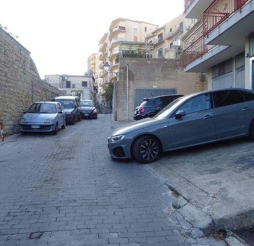 Appartamento a Modica in Via Duca D'Aosta 8 - Foto 2