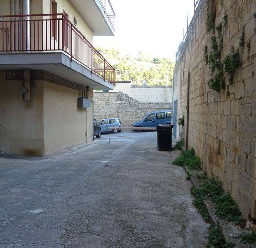 Appartamento a Modica in Via Duca D'Aosta 8 - Foto 4